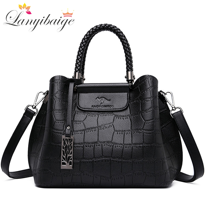Leatherwork Drawing - Borse in vera pelle per le
