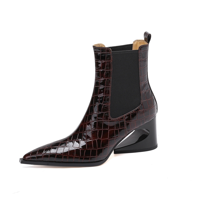 Nuovi Stivaletti Chelsea da Do - Leatherwork Drawing recensione e prezzo