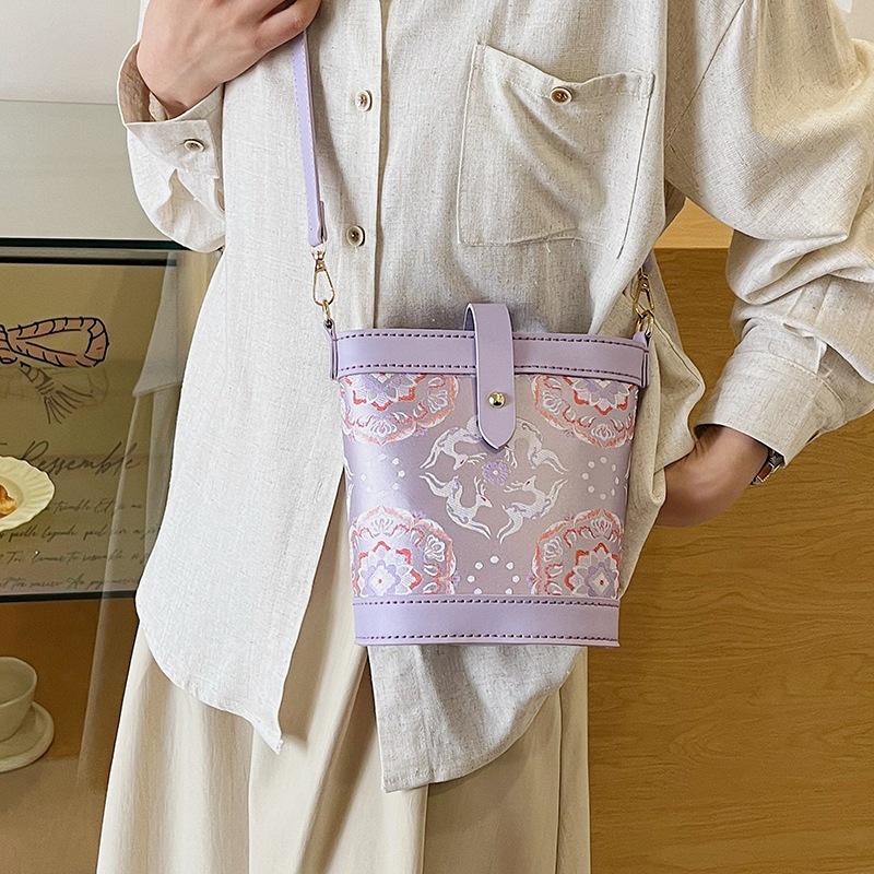 Borsa Fai-da-Te Lavorata a Mag - Leatherwork Drawing recensione e prezzo